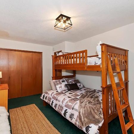 Villa Everwood Serenity Treehouse Ontrail Head/Sledding Big Bear Lake Exterior foto