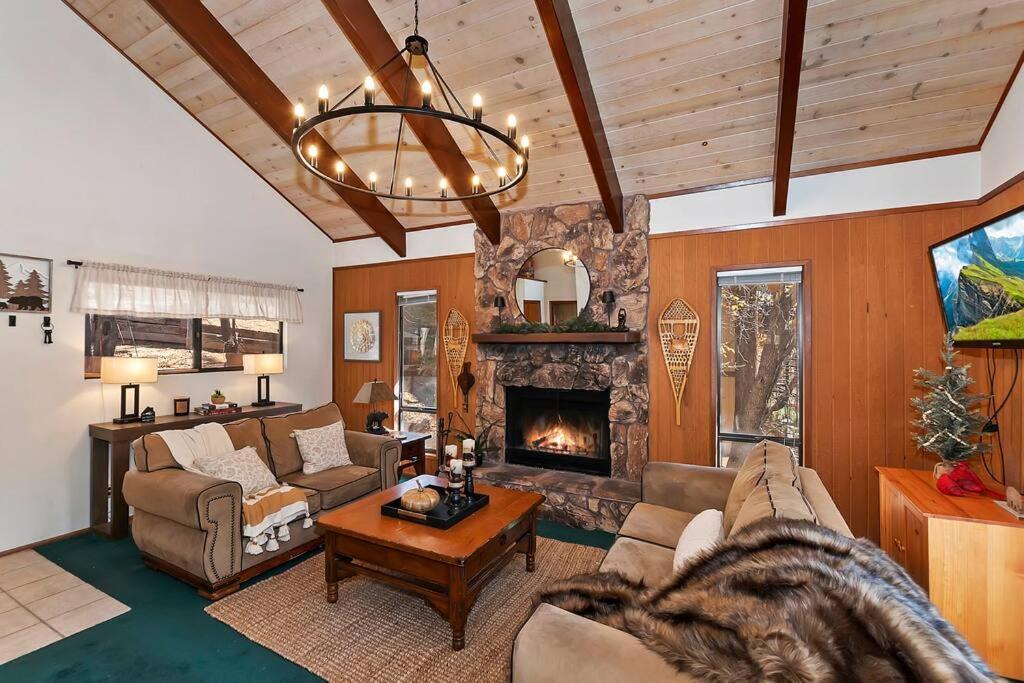 Villa Everwood Serenity Treehouse Ontrail Head/Sledding Big Bear Lake Exterior foto