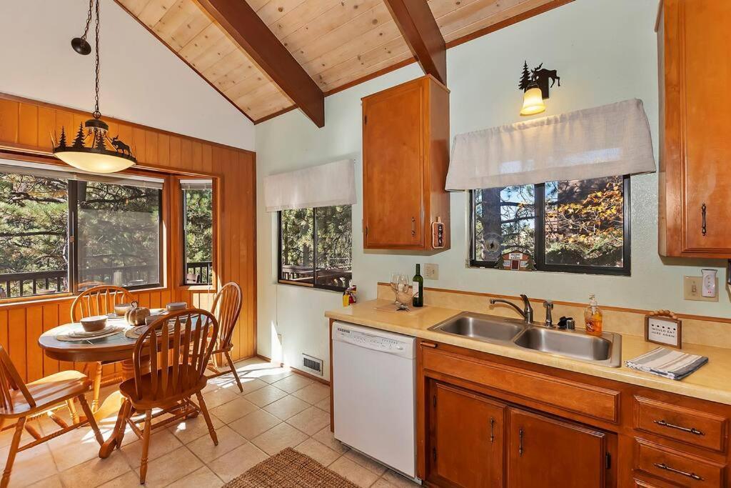 Villa Everwood Serenity Treehouse Ontrail Head/Sledding Big Bear Lake Exterior foto